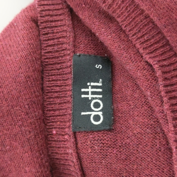 Dotti Women's Top Size Small Maroon 3/4 Sleeve Hi-Low Hem Round Neckline Jumper - Picture 12 of 14